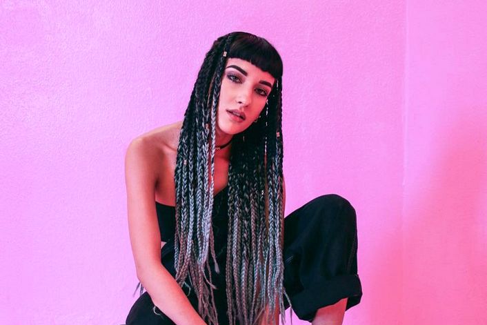 Anna Straker booking agent BnMusic