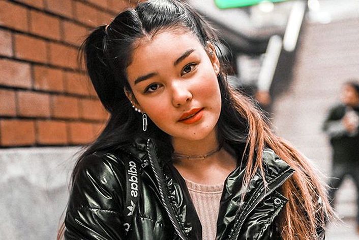 Audrey Mika official website of booking agent