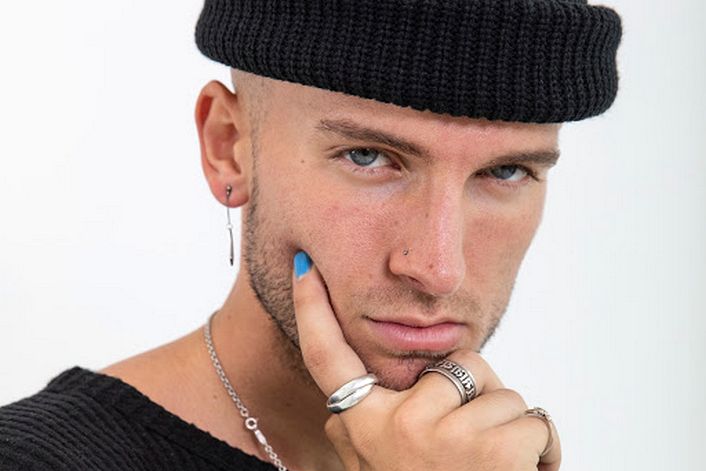 Gavin Haley official website of booking agent