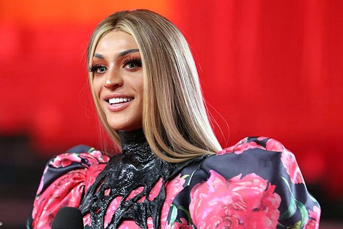 Pabllo Vittar official website of booking agent