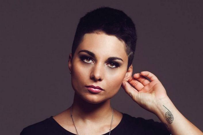 Giordana Angi official website of booking agent