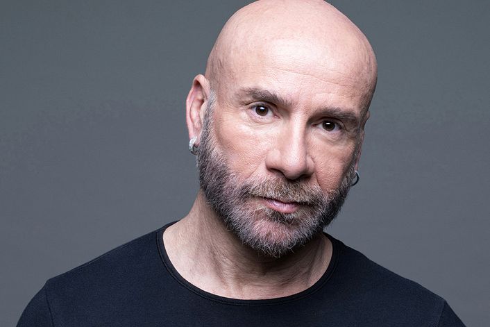 Mario Venuti official website of booking agent